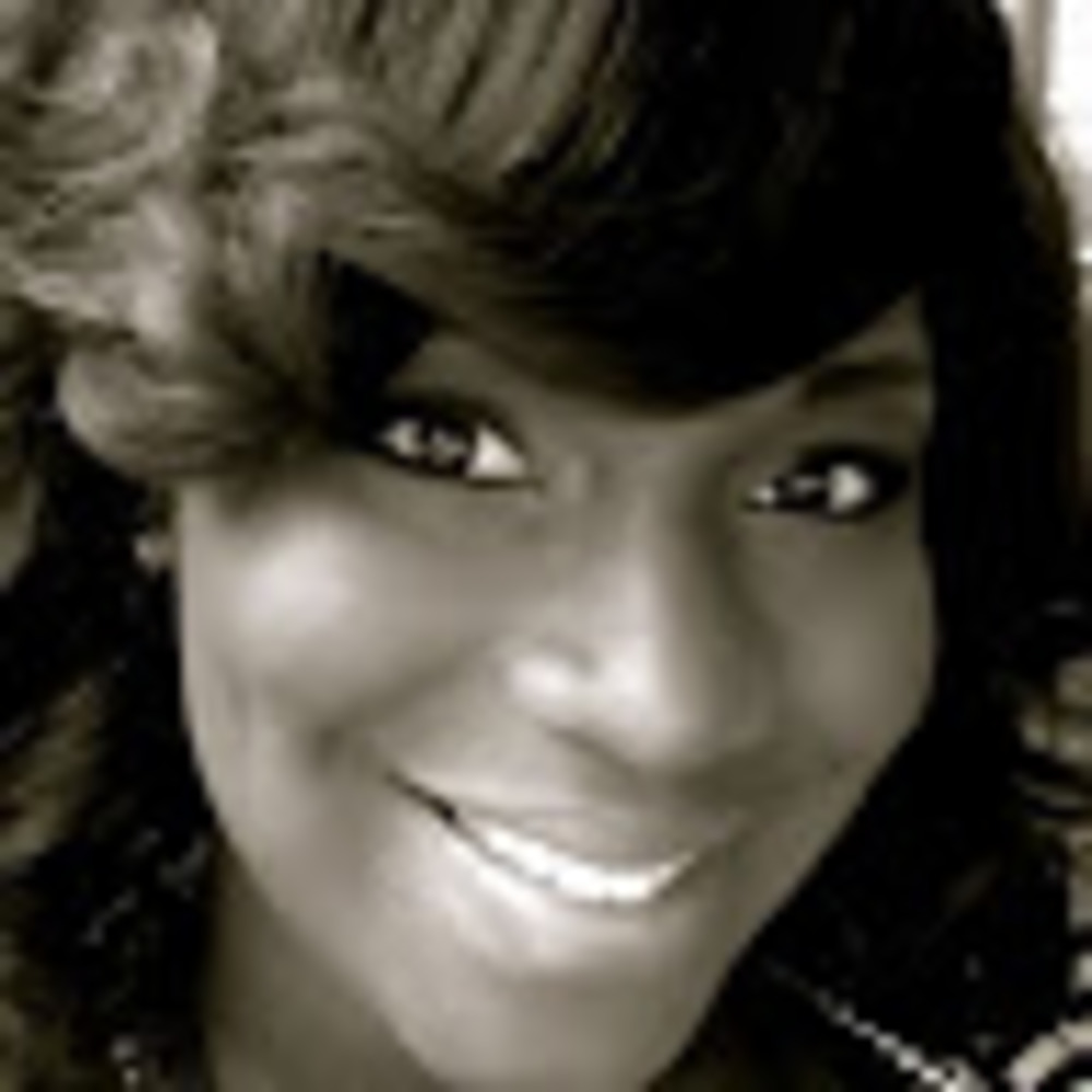 Meet your Posher, Jelisa